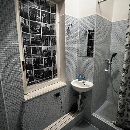 Bella - Ee Guest house